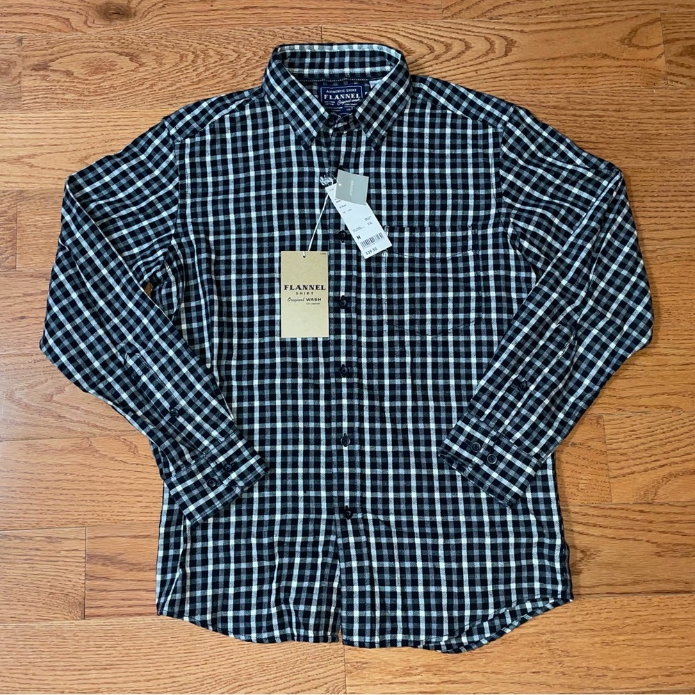 Uniqlo Black & White Flannel Checkered Button-Up Shirt - Size Medium